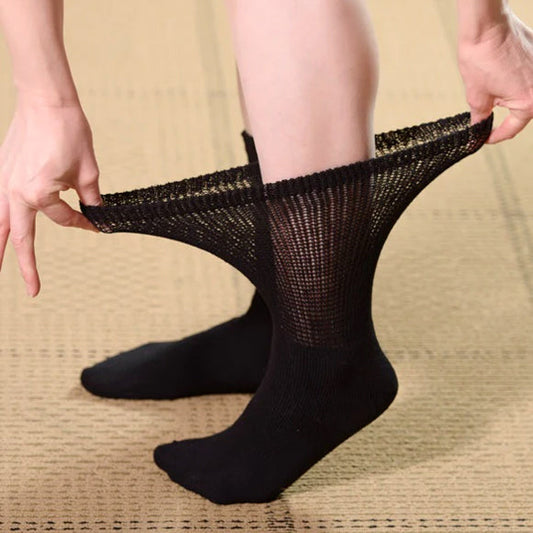 CareActive Diabetic Crew Socks - 4 Pack